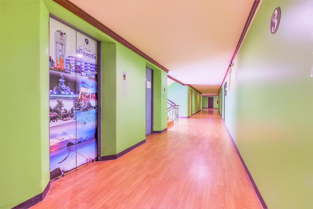Oyo 565 Trang Hotel Экстерьер фото