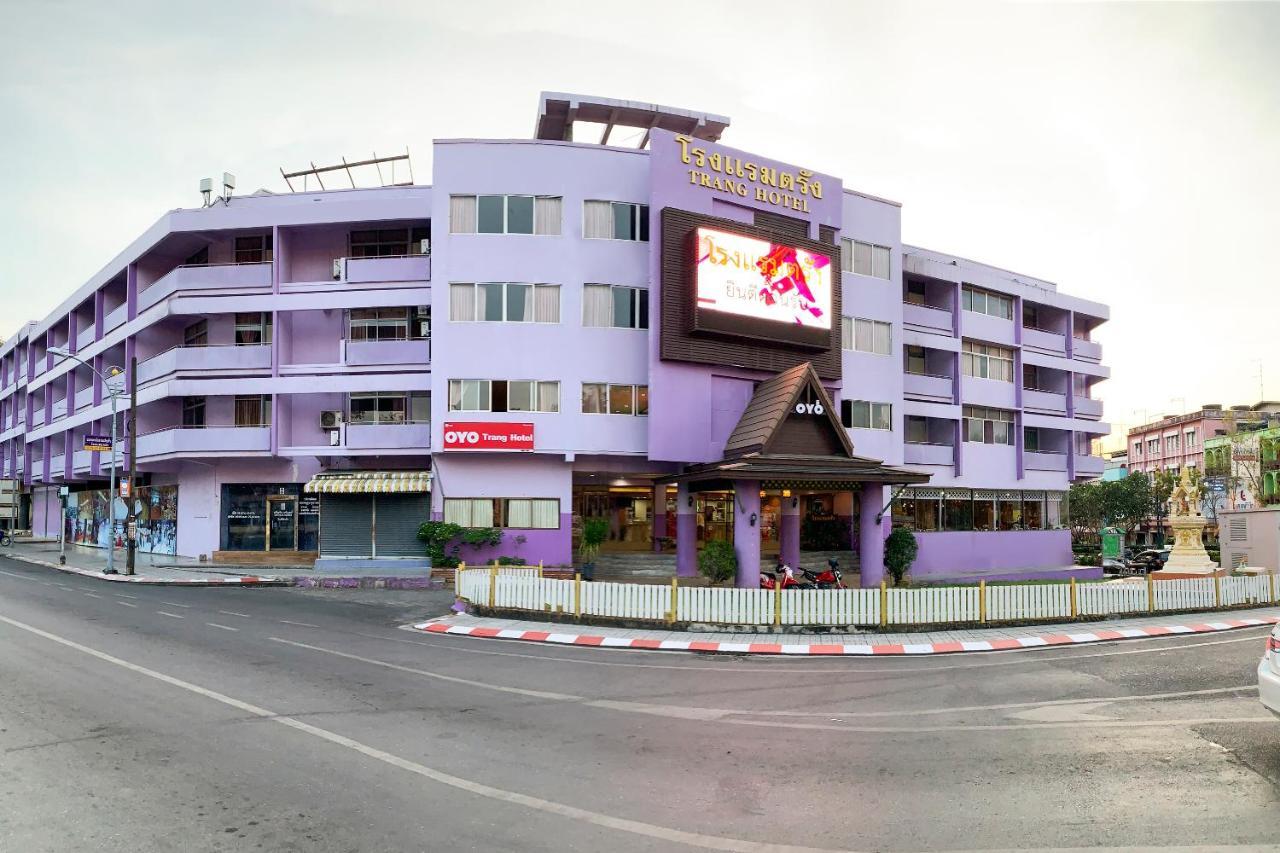 Oyo 565 Trang Hotel Экстерьер фото